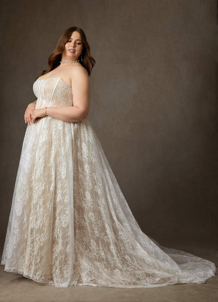 elyessen  Diamond White Ball-Gown Strapless Lace Dress
