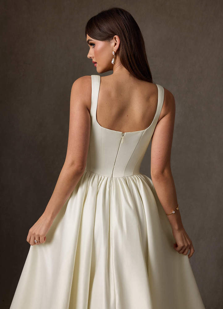 elyessen  Diamond White A-Line with Pockets Satin Dress
