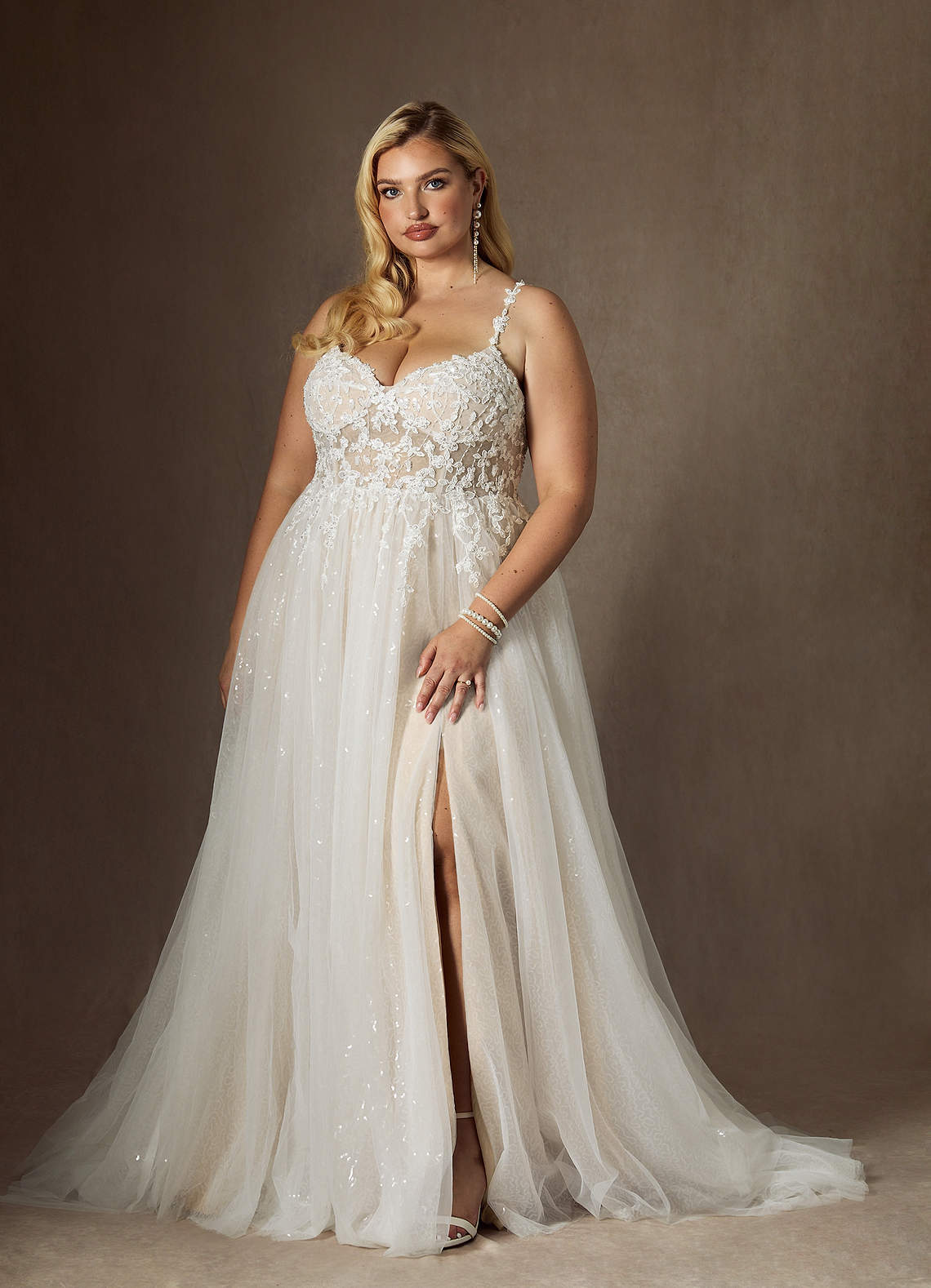 elyessen  Diamond White Champagne A-Line V-Neck Sequins Tulle Dress