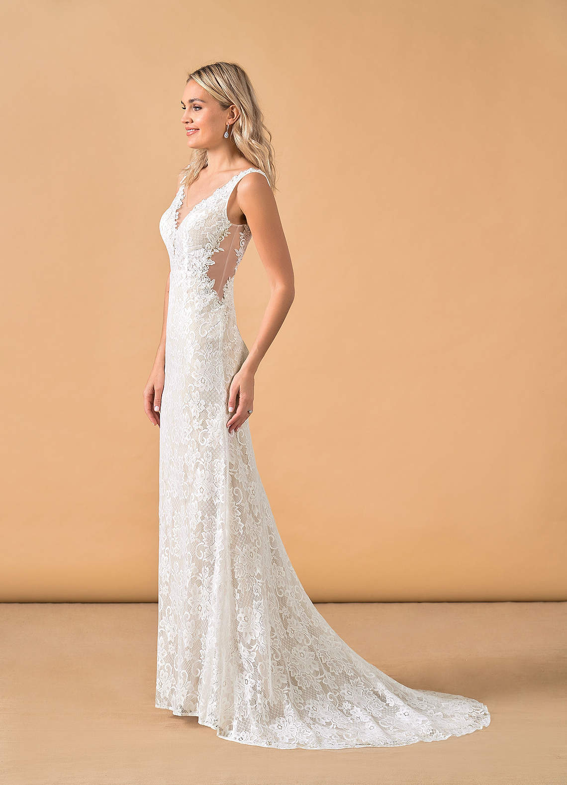 elyessen  Diamond White Champagne Mermaid V-Neck Lace Tulle Dress