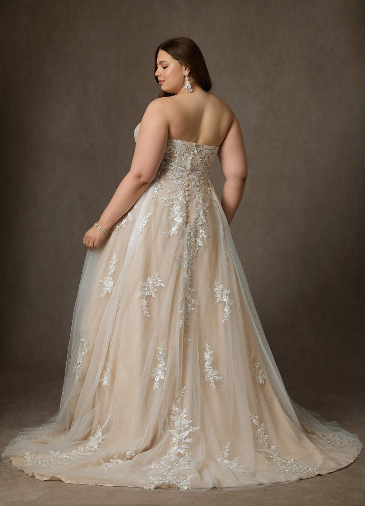 elyessen  Diamond White Ball-Gown Strapless Lace Dress