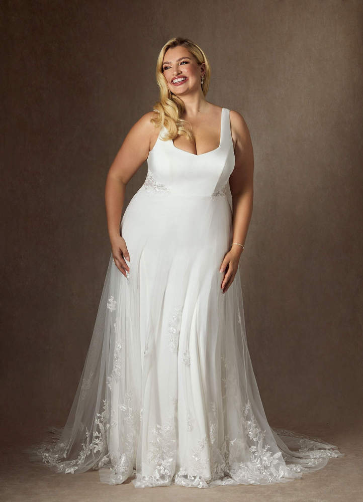 elyessen Ebony Diamond White A-Line Sequins Crepe Back Satin Dress