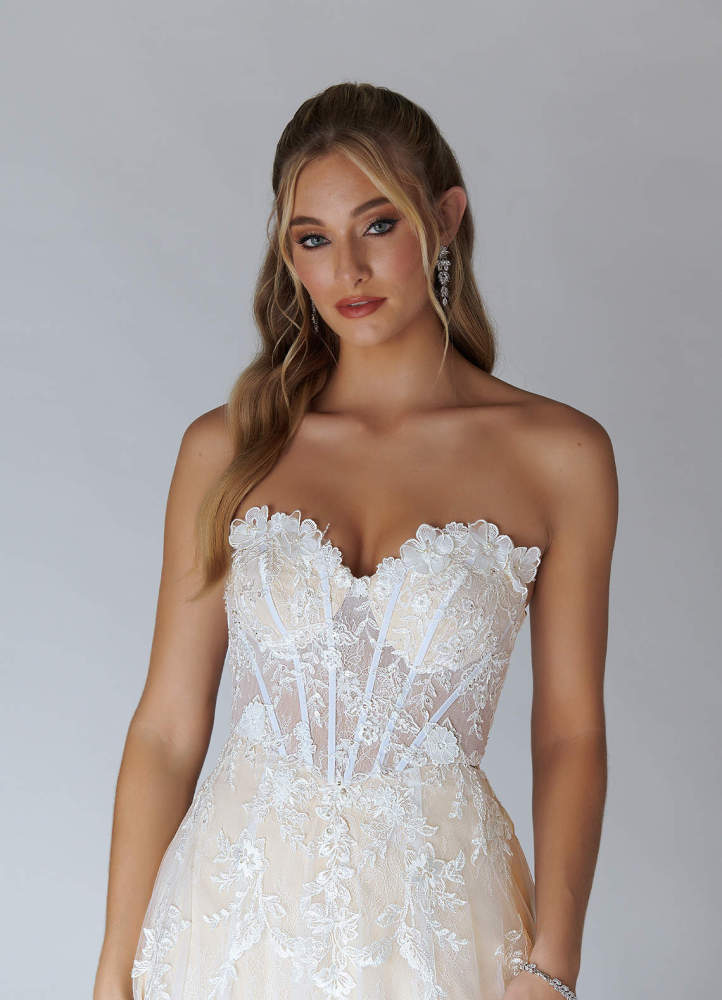 elyessen Diamond White A-Line Sweetheart Sequins Tulle Dress