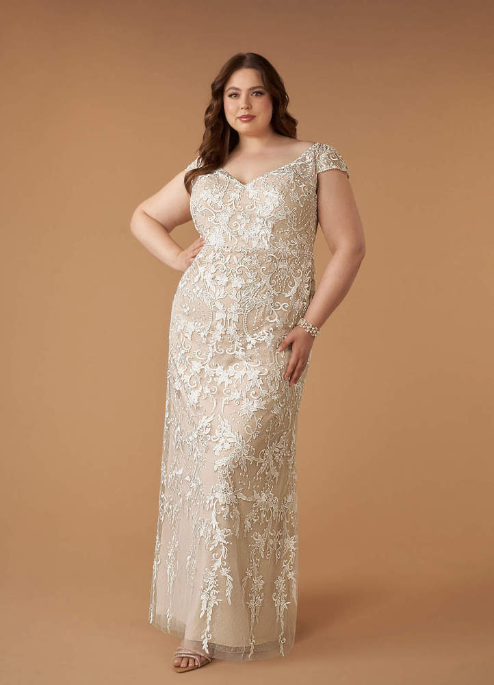 elyessen Diamond White Sheath V-Neck Sequins Lace Dress