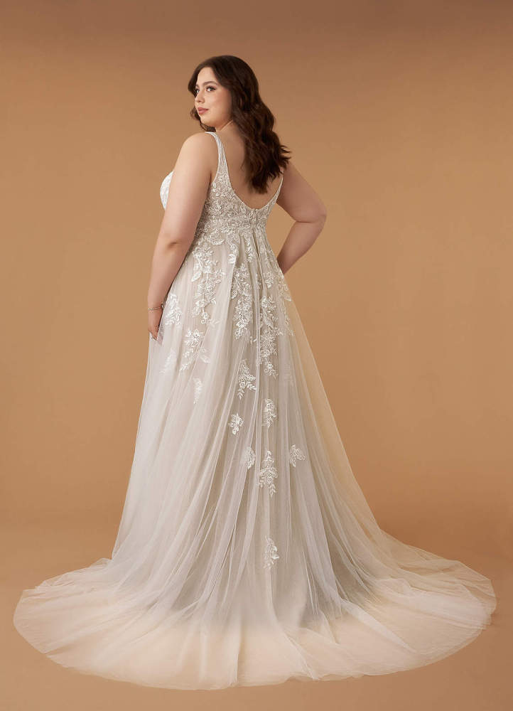 elyessen  Free pannier Diamond White A-Line V-Neck Sequins Tulle Dress