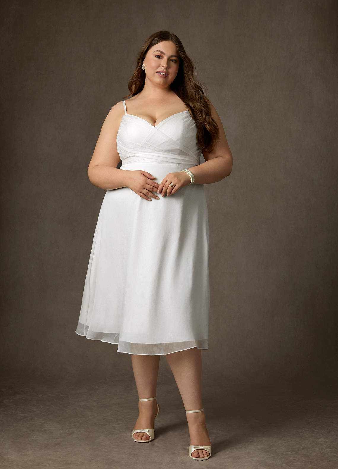 elyessen Kali Diamond White A-Line V-Neck Pleated Crinkle Chiffon Dress