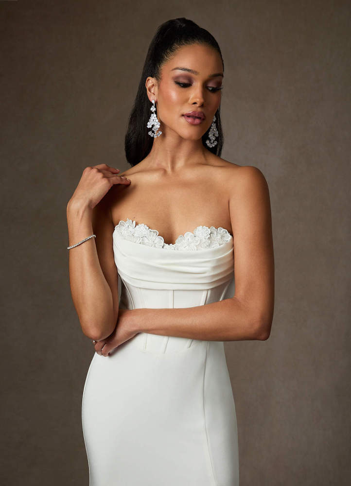 elyessen Viri Diamond White Mermaid Sweetheart Neckline Crepe Back Satin Dress
