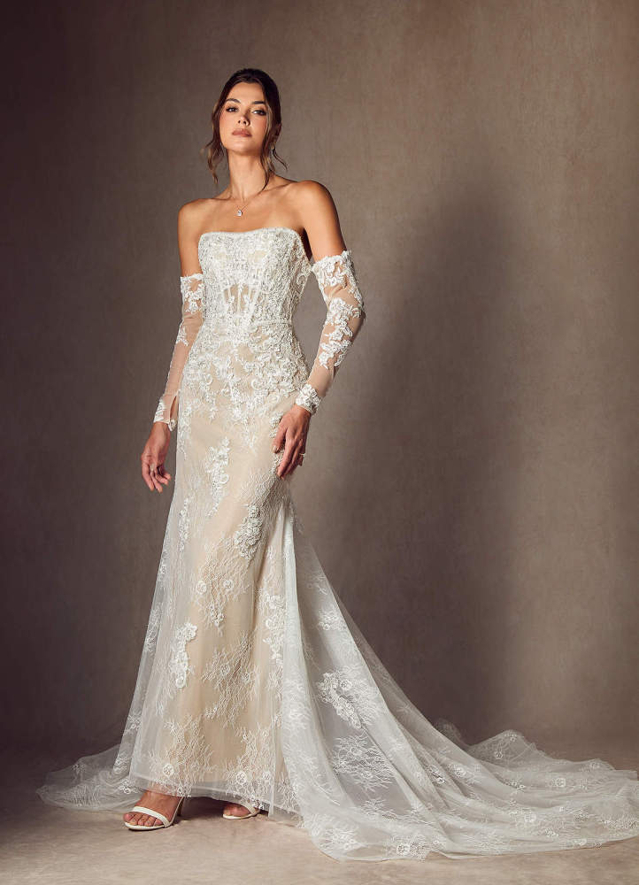 elyessen  Diamond White Mermaid Strapless Lace Dress