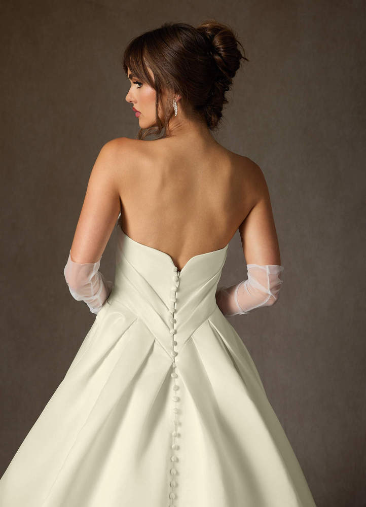 elyessen  Diamond White Ball-Gown Strapless Satin Dress