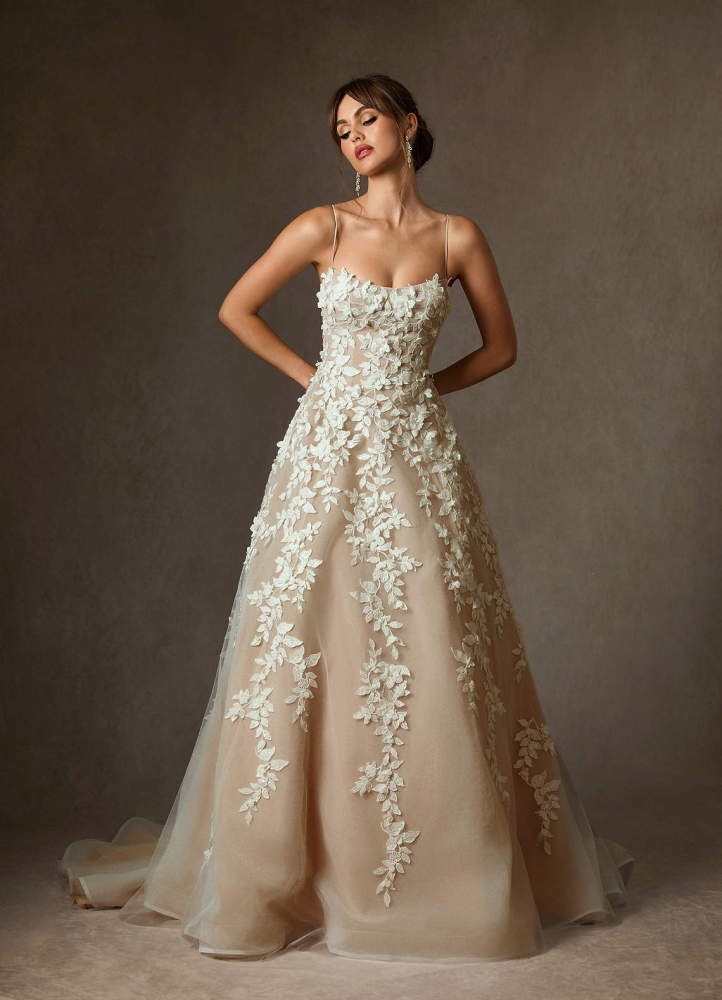 elyessen  Diamond White Ball-Gown Lace Dress
