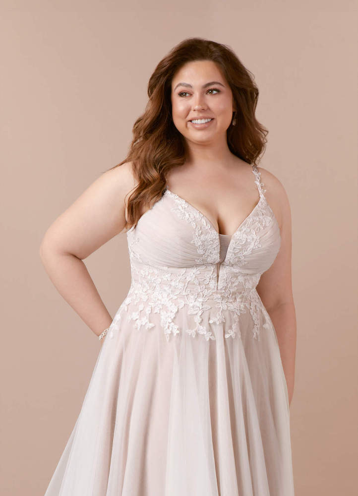 elyessen Free pannier Diamond White A-Line V-Neck Lace Tulle Dress