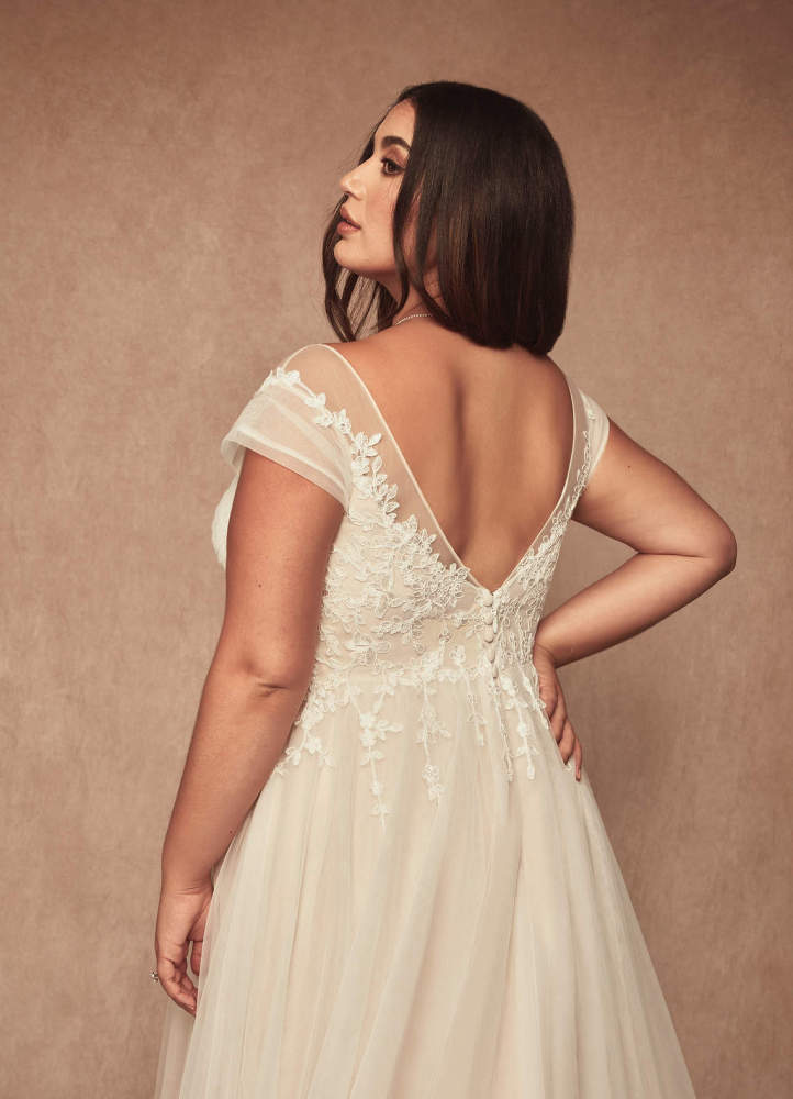 elyessen  Diamond White A-Line V-Neck Tulle Dress