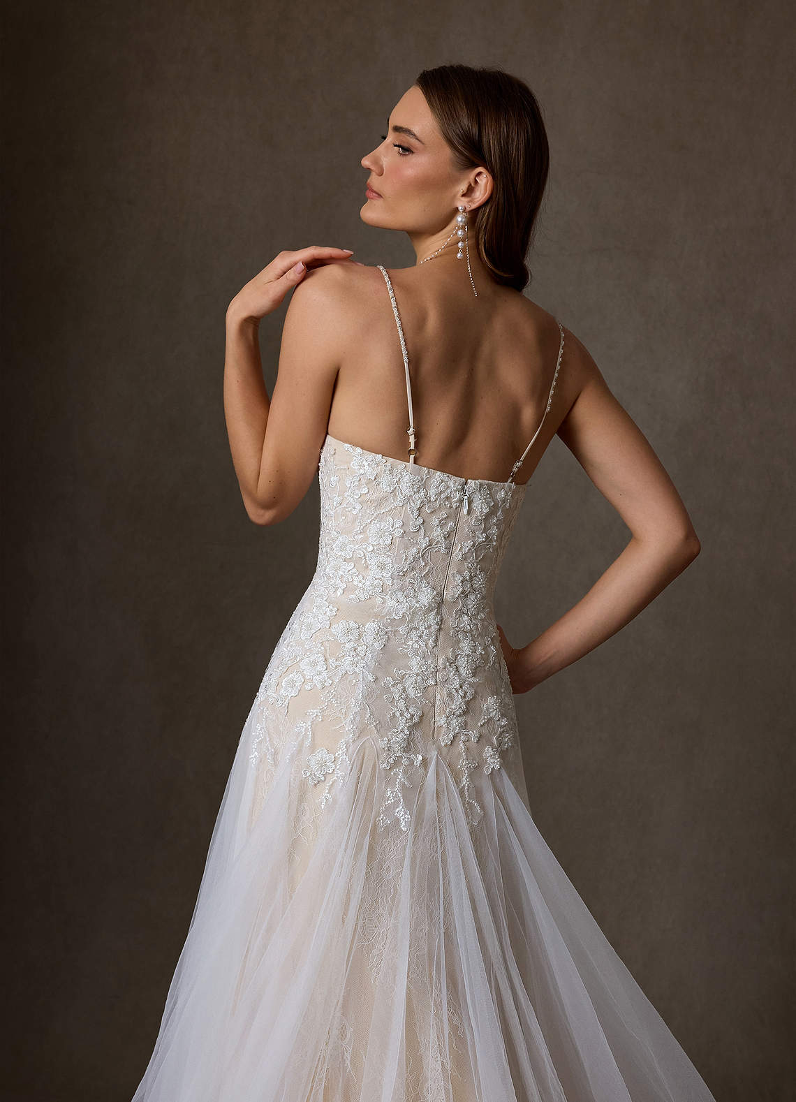 elyessen Lumina Diamond White A-Line Sweetheart Neckline Lace Dress