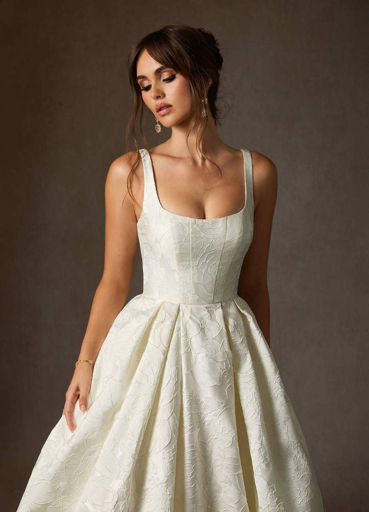 elyessen Ruby Antique White Ball-Gown with Pockets Floral Jacquard Dress