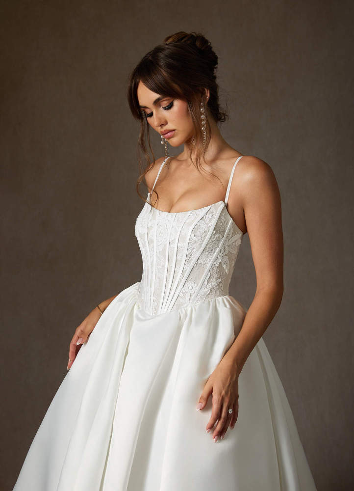 elyessen Mirabeth Diamond White Ball-Gown Strapless Lace Dress