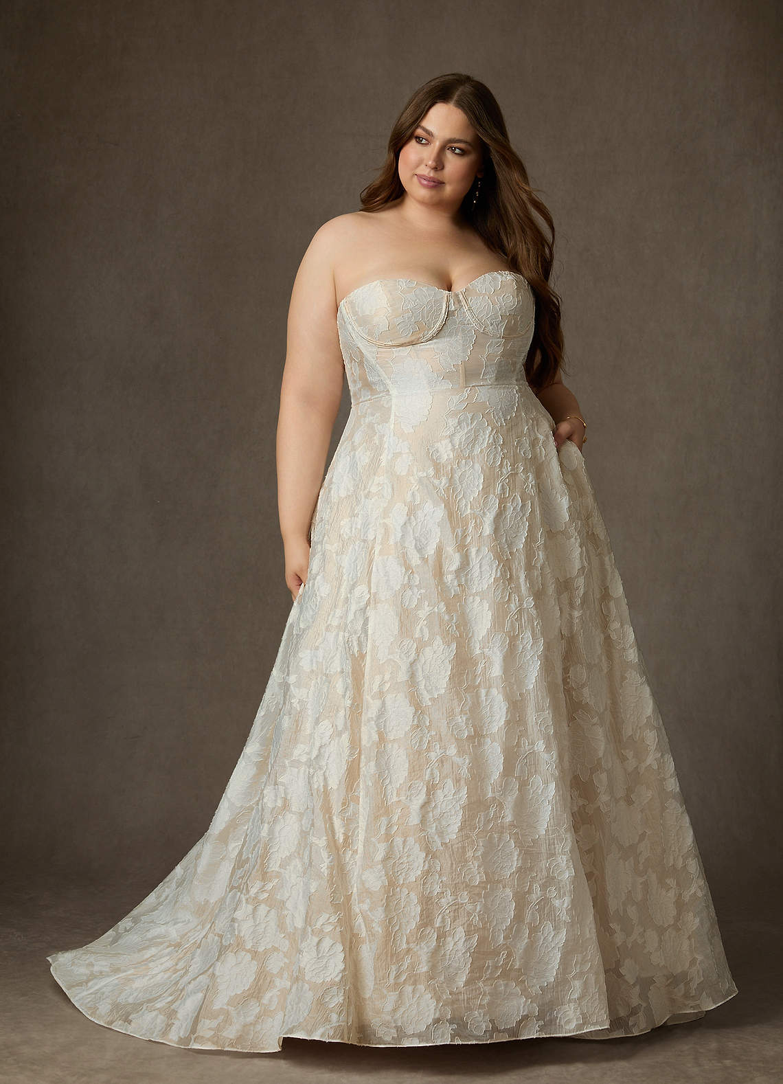 elyessen  Diamond White Ball-Gown Strapless Floral Burnout Jacquard Dress