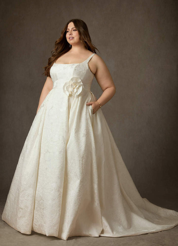 elyessen Ruby Antique White Ball-Gown with Pockets Floral Jacquard Dress