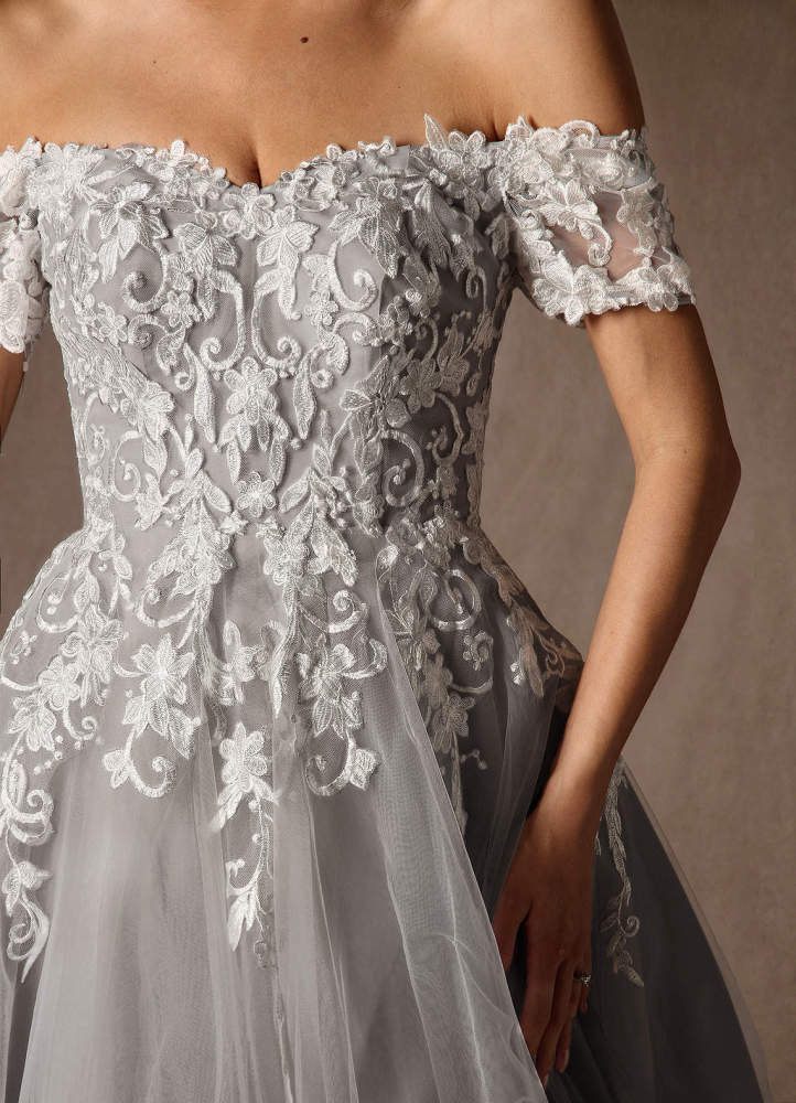 elyessen  Diamond White Ball-Gown Off the Shoulder Tulle Dress