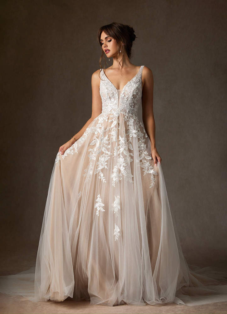 elyessen  Free pannier Diamond White A-Line V-Neck Sequins Tulle Dress