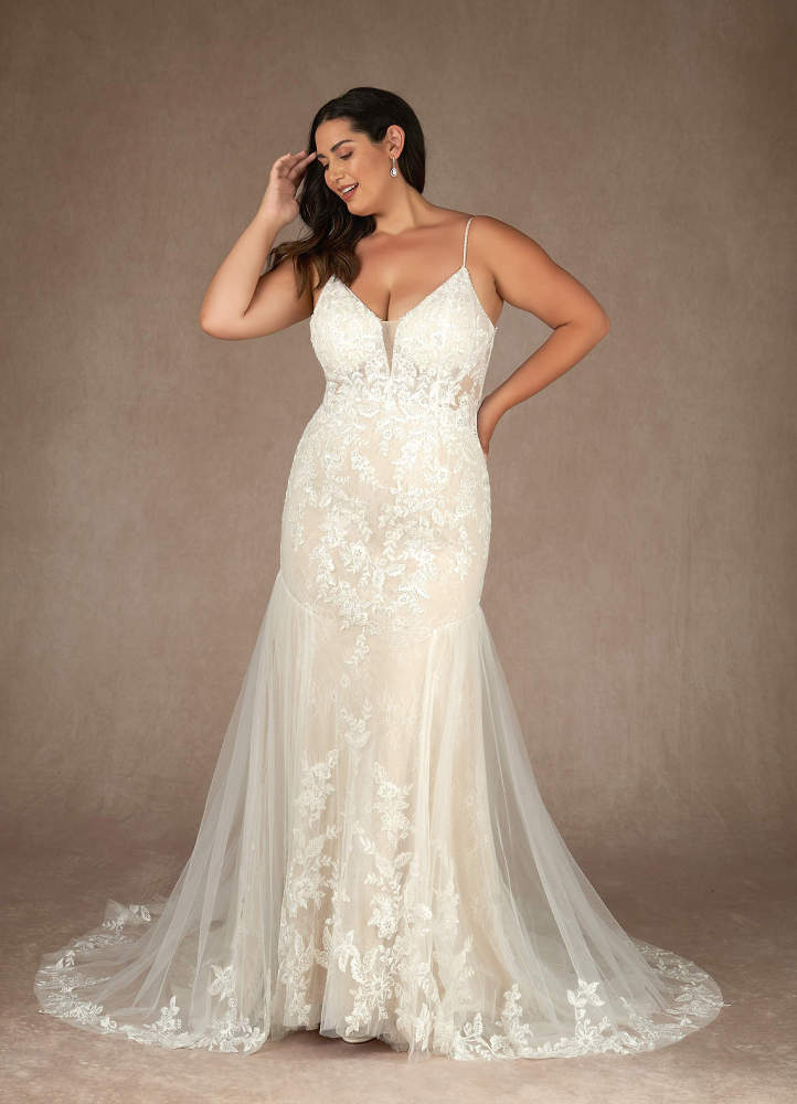elyessen  Diamond White Mermaid V-Neck Sequins Tulle Dress