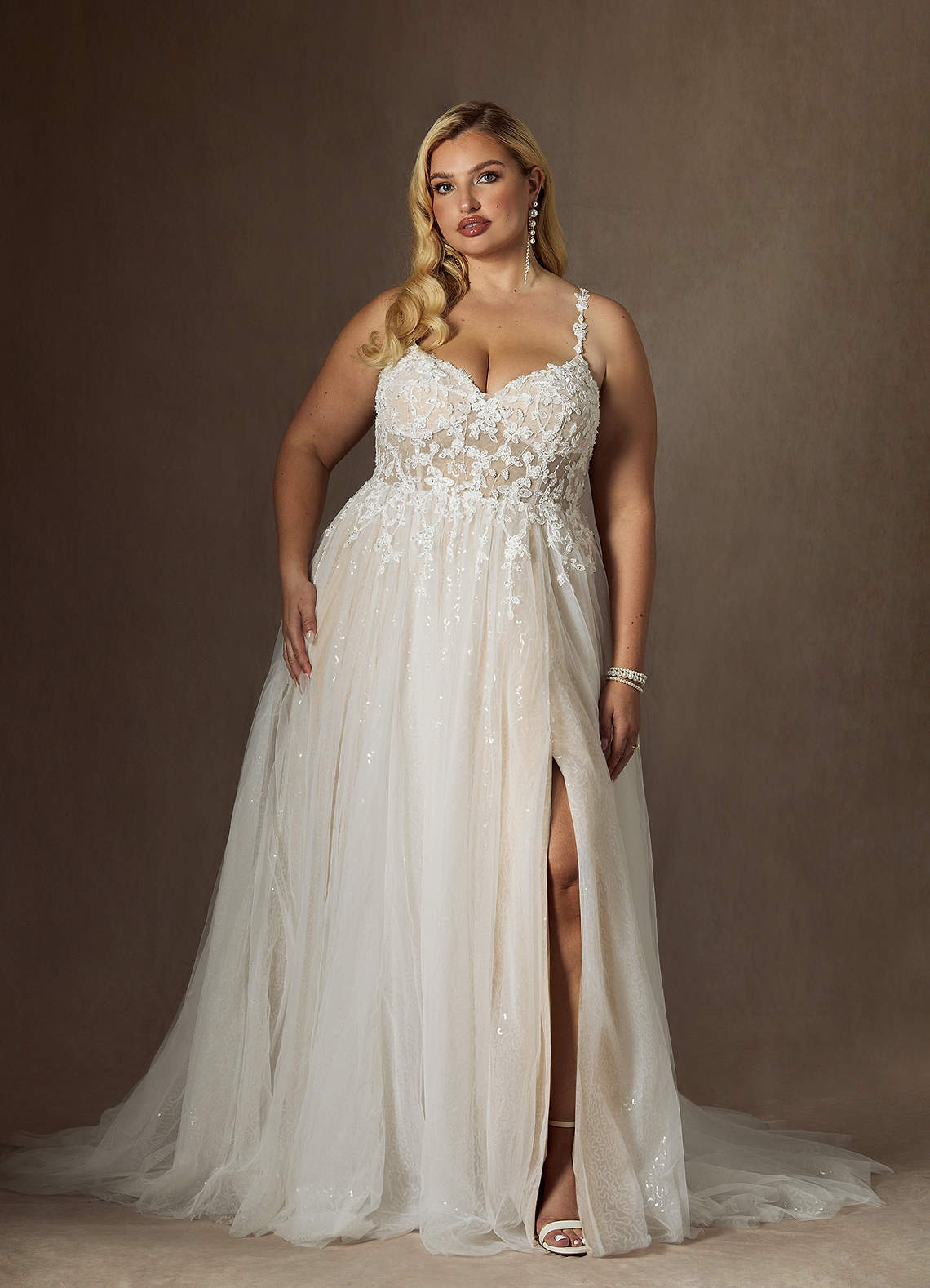 elyessen  Diamond White Champagne A-Line V-Neck Sequins Tulle Dress