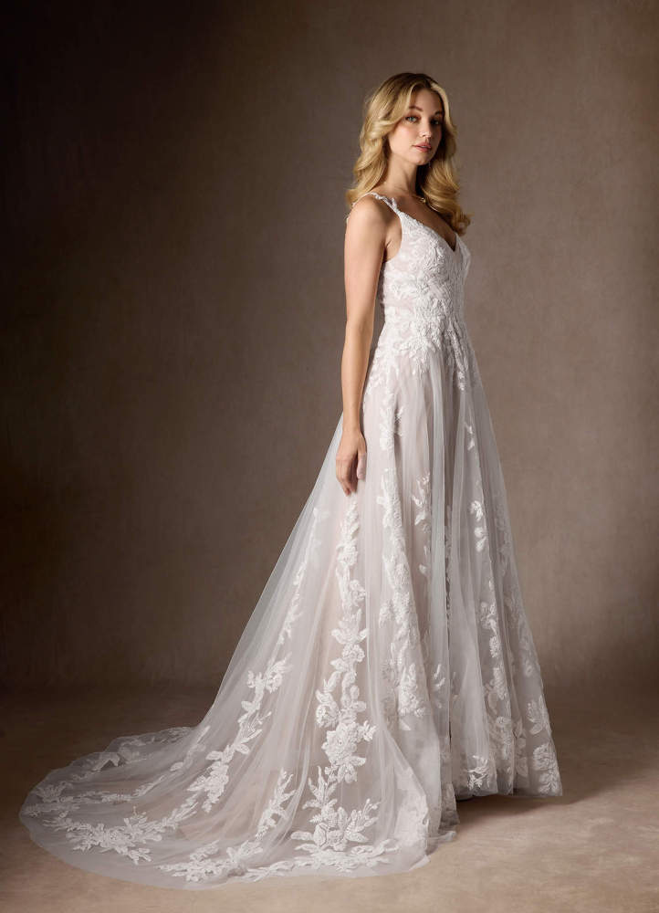 elyessen  Diamond White A-Line V-Neck Sequins Tulle Dress