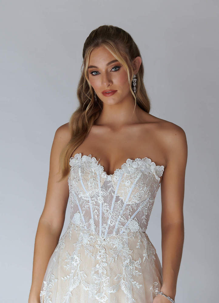 elyessen Diamond White A-Line Sweetheart Sequins Tulle Dress
