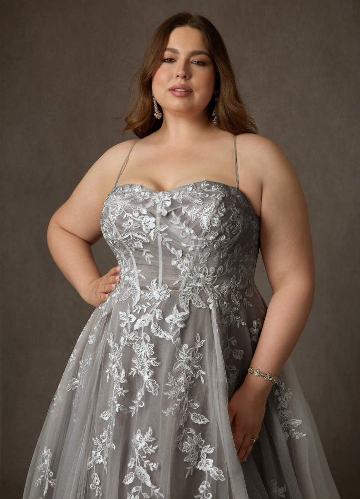 elyessen  Diamond White Ball-Gown Strapless Lace Dress