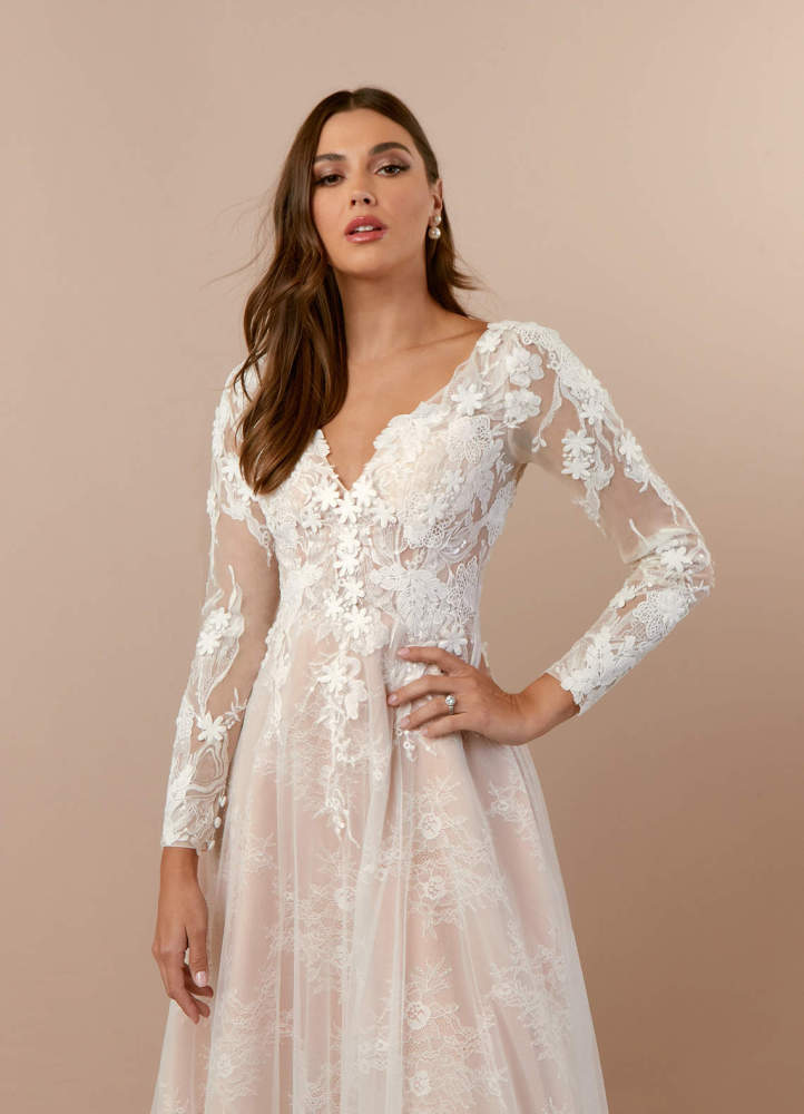 elyessen  Diamond White Champagne A-Line V-Neck Sequins Tulle Dress