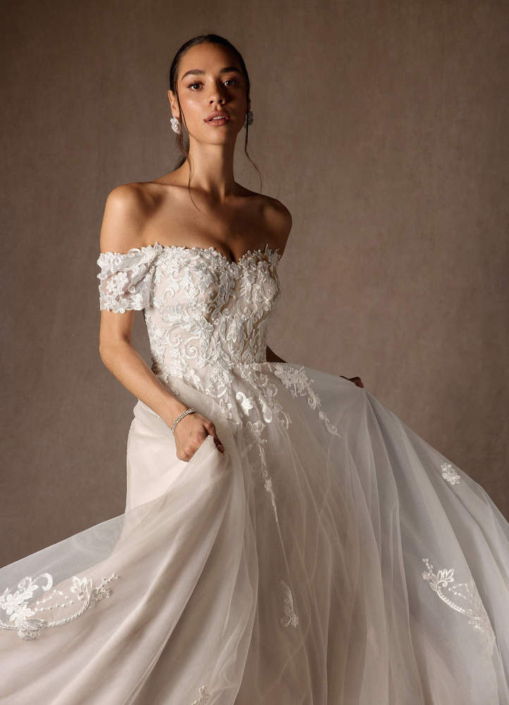 elyessen  Diamond White Ball-Gown Off the Shoulder Tulle Dress