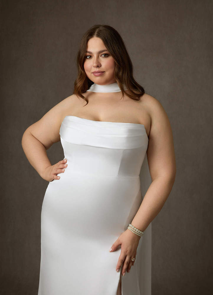 elyessen  Stretch Diamond White Sheath Side Slit Stretch Satin Dress