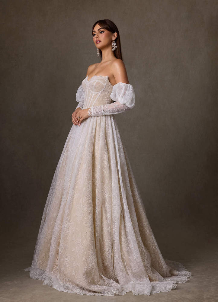 elyessen Sienna Diamond White A-Line Sweetheart Neckline Lace Dress