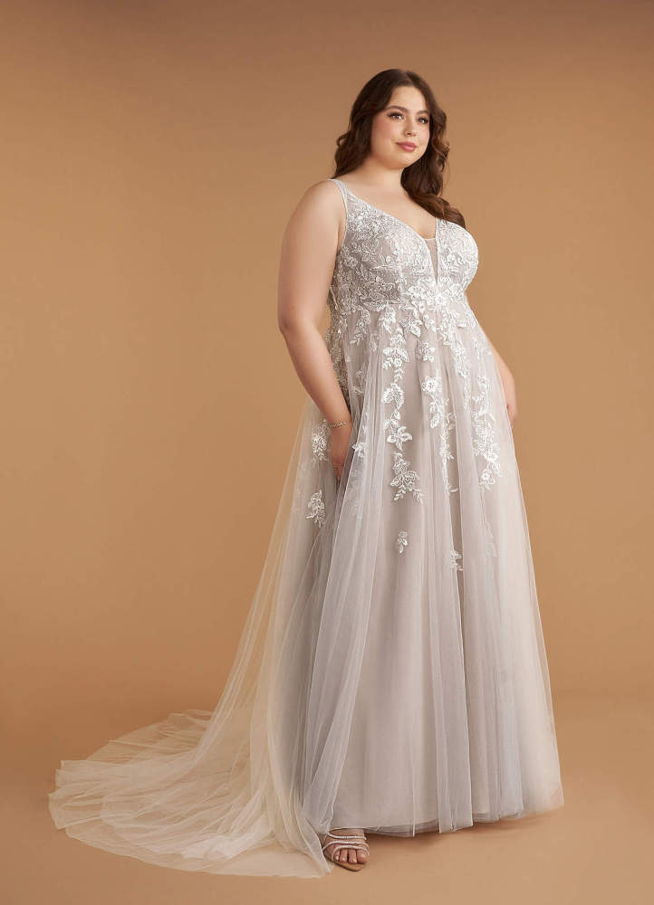 elyessen  Free pannier Diamond White A-Line V-Neck Sequins Tulle Dress