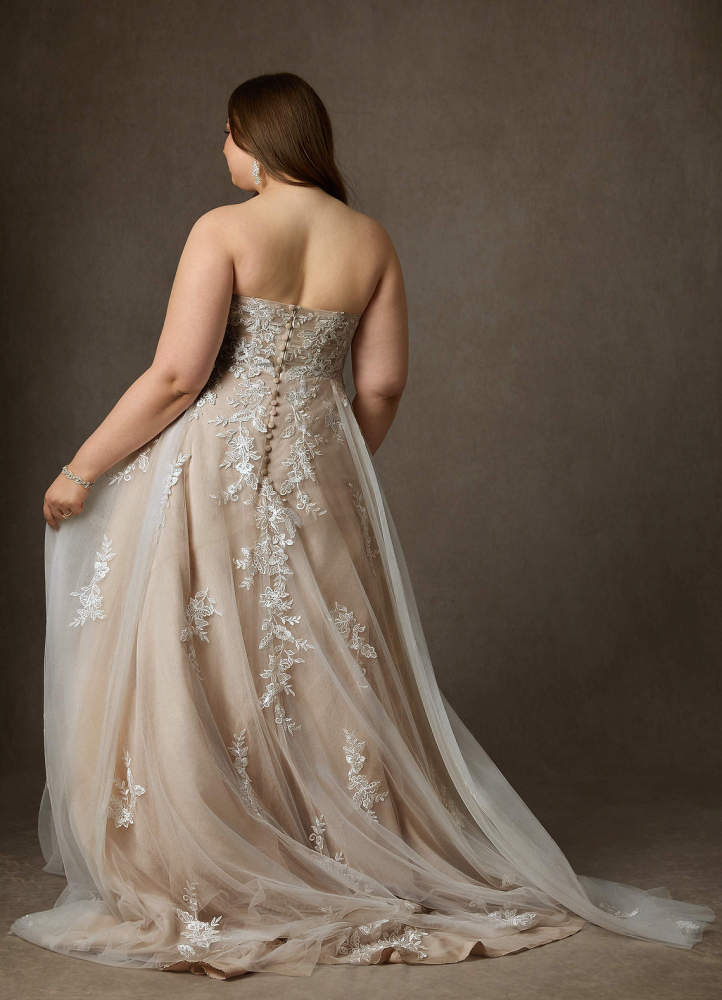 elyessen  Diamond White Ball-Gown Strapless Lace Dress