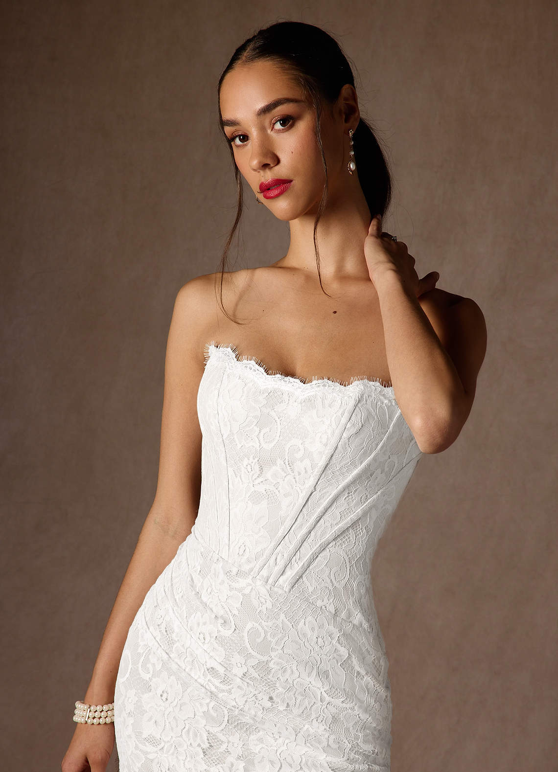 elyessen Starla Diamond White Sheath Strapless Lace Dress