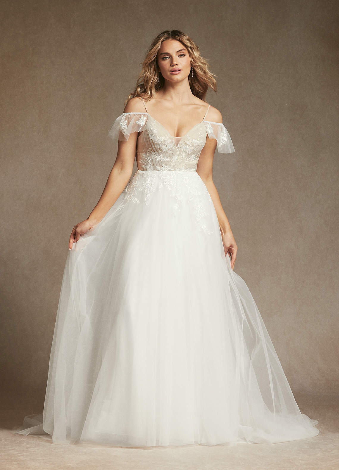 elyessen Iva Diamond White A-Line V-Neck Sequins Tulle Dress
