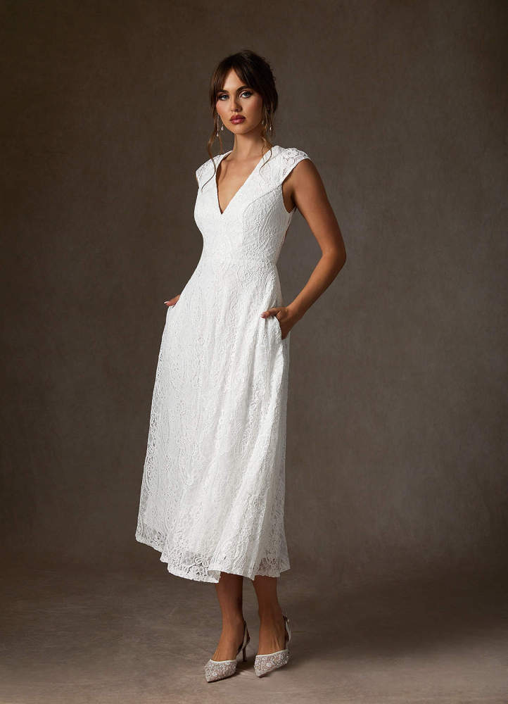 elyessen Lilly Diamond White A-Line Lace Dress