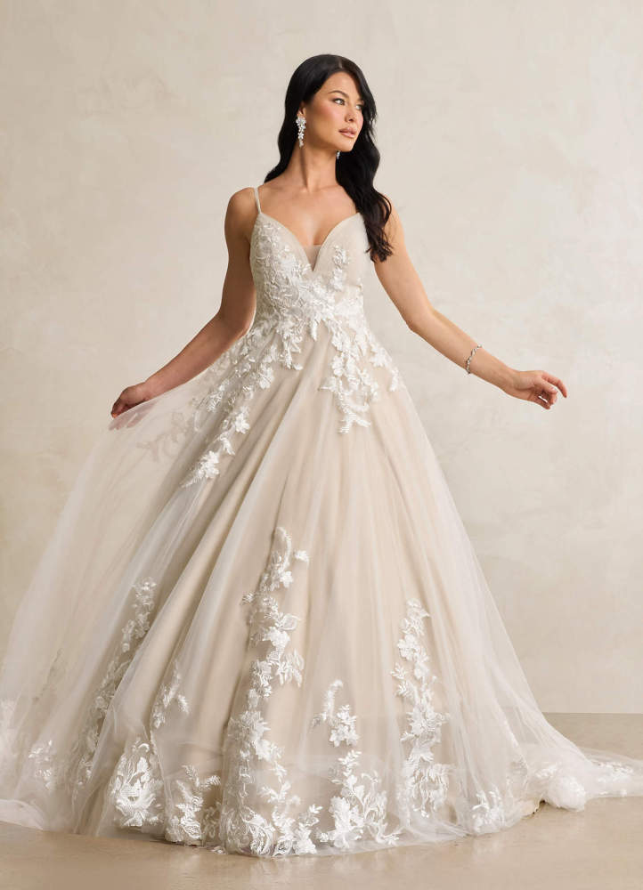elyessen  Diamond White A-Line V-Neck Sequins Tulle Dress