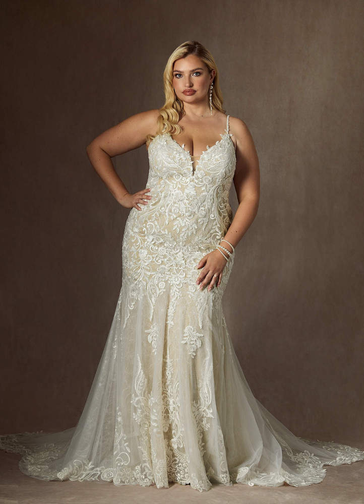 elyessen  Diamond White Mermaid V-Neck Sequins Tulle Dress