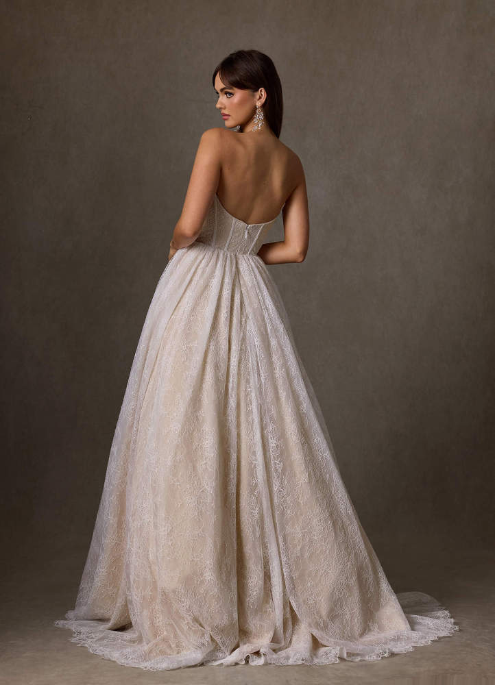 elyessen  Diamond White A-Line Sweetheart Neckline Lace Dress