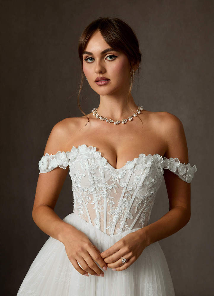 elyessen Sorel Diamond White Ball-Gown Off the Shoulder Lace Dress