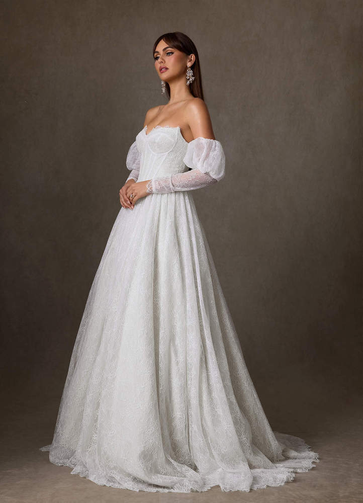 elyessen Sienna Diamond White A-Line Sweetheart Neckline Lace Dress