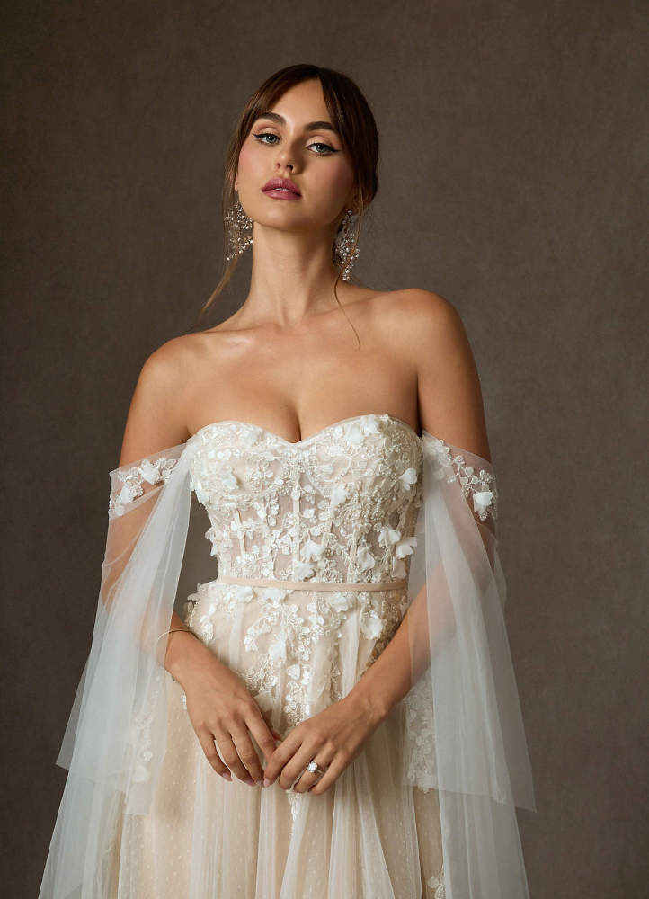 elyessen Diamond White Ball-Gown Off the Shoulder Lace Dress