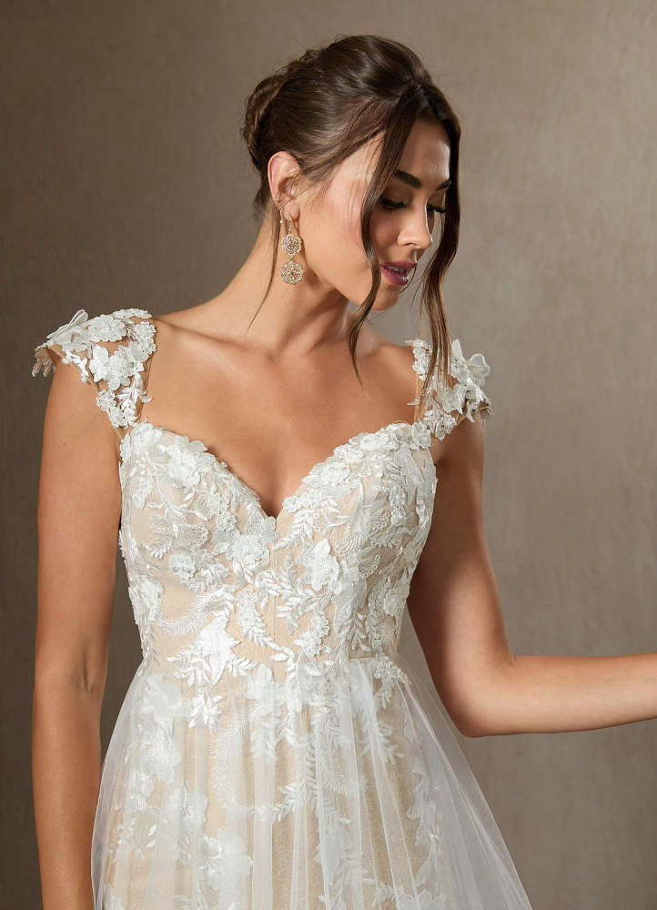 elyessen Moonstone Diamond White A-Line Sweetheart Sequins Tulle Dress