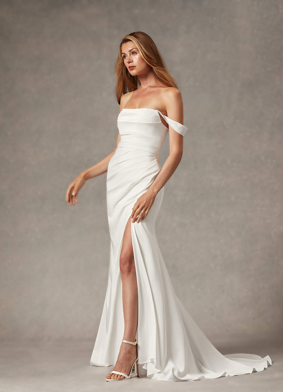 elyessen Moonlight Diamond White Mermaid Scoop Pleated Crepe Back Satin Dress