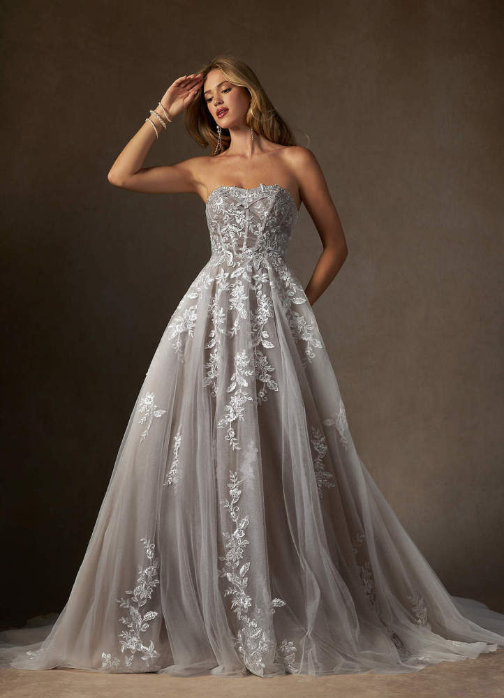 elyessen  Diamond White Ball-Gown Strapless Lace Dress