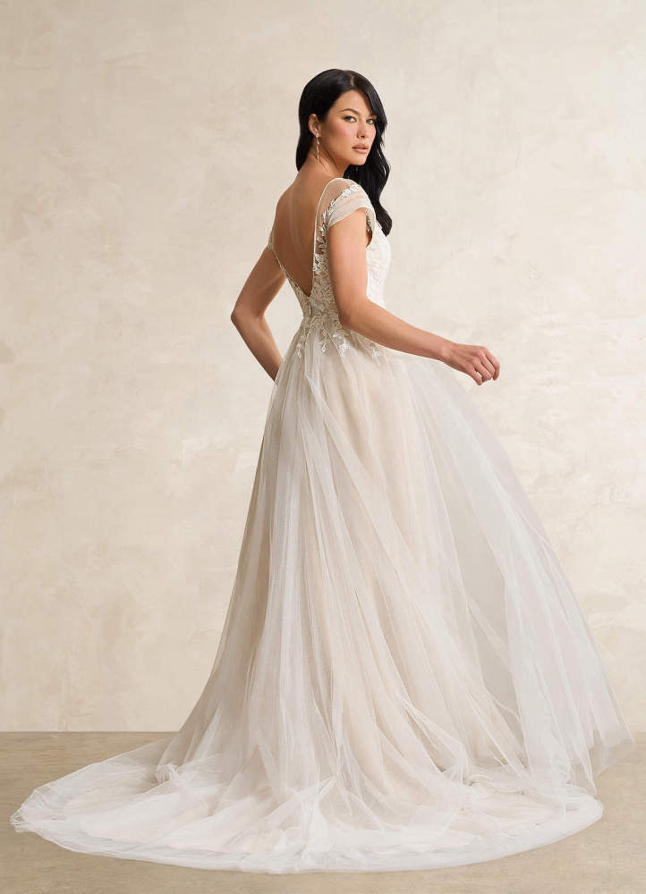 elyessen  Diamond White A-Line V-Neck Tulle Dress