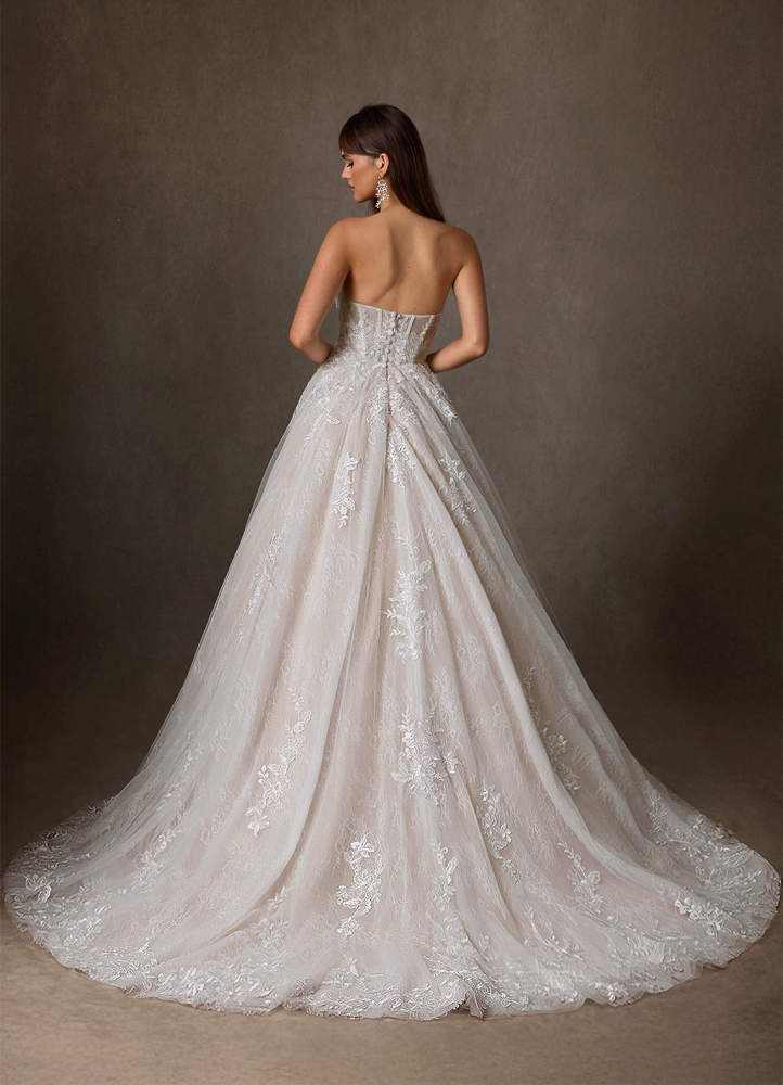 elyessen Two-Piece Diamond White Ball-Gown Strapless Lace Dress