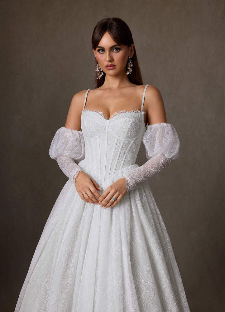 elyessen Sienna Diamond White A-Line Sweetheart Neckline Lace Dress