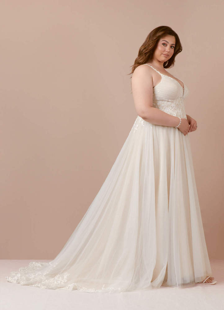 elyessen Free pannier Diamond White A-Line V-Neck Lace Tulle Dress